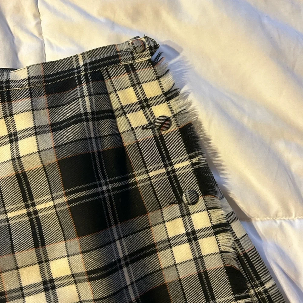 Aljean of Canada 70's  Vintage PLAID Kilt Pleated Wool Midi Blanket Skirt